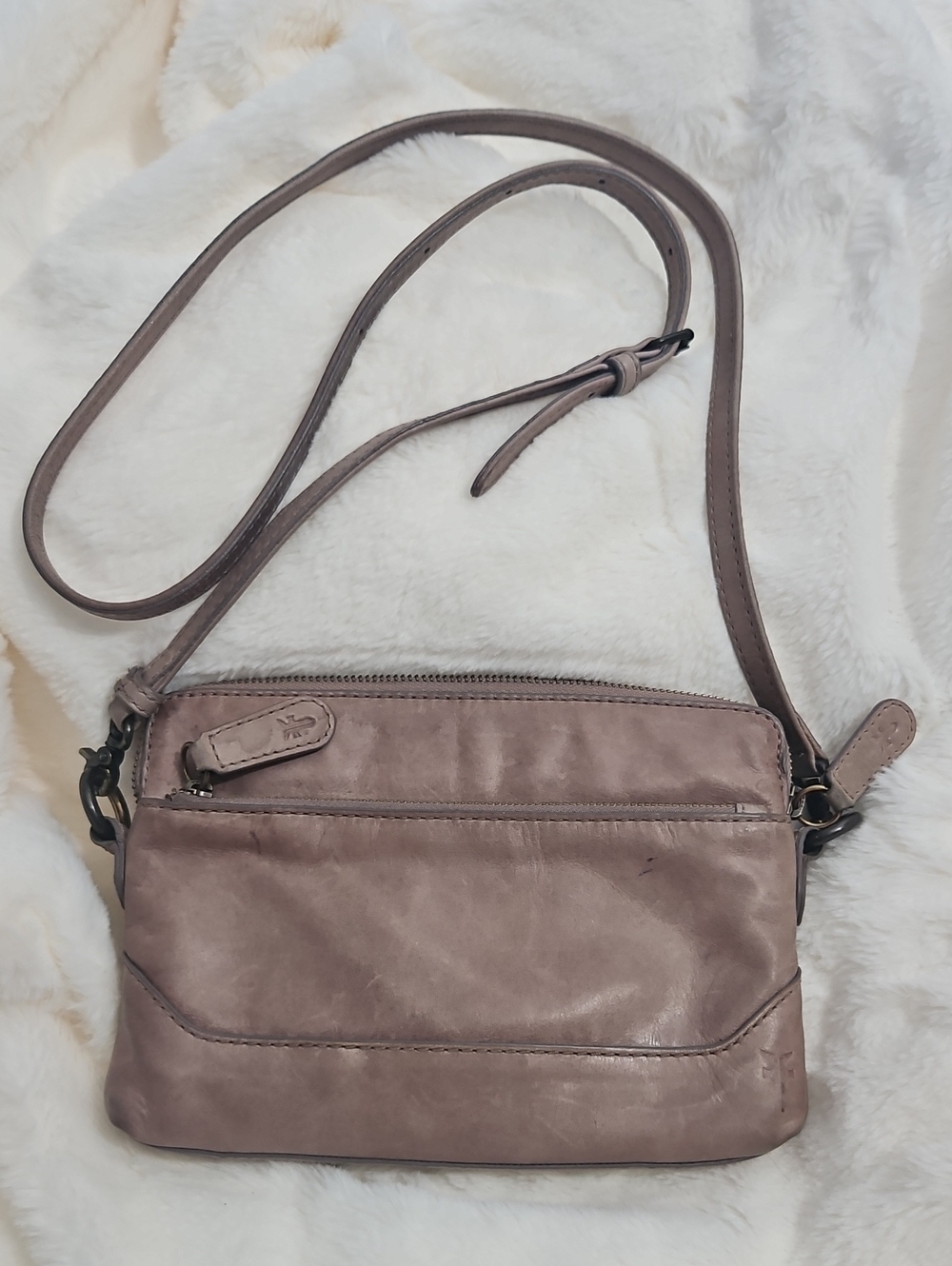 Frye Leather Crossbody Bag Taupe Brown Adjustable Strap Zip Pockets